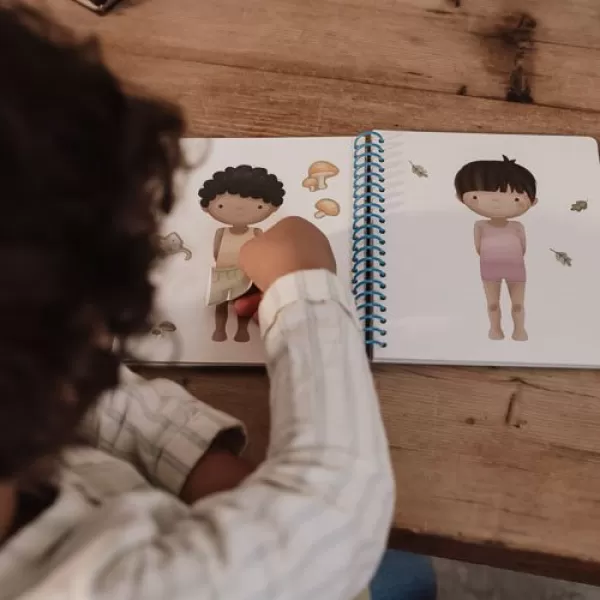 Little Dutch Kniha oblékací se samolepkami Forest Friends