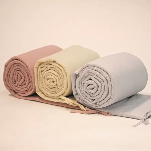 PETITE&MARS Mantinel ochranný do postýlky TILLY 180 cm