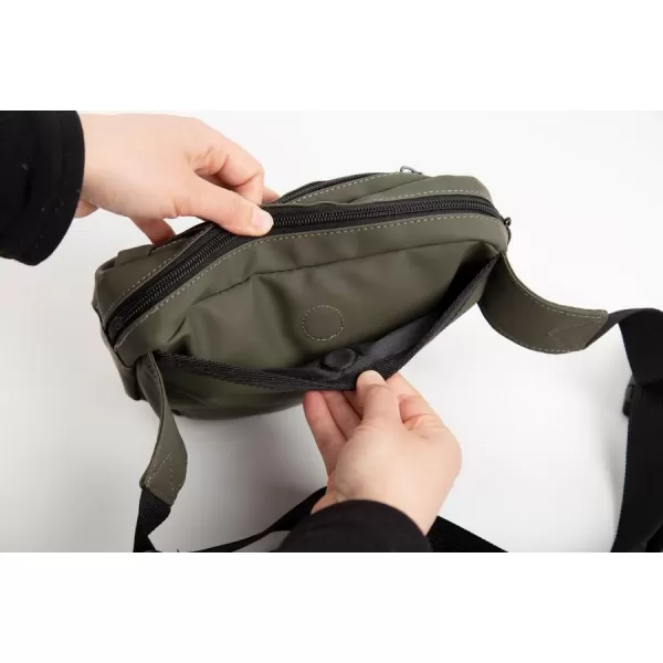 Baby Dan On-the-go Bag, přebalovací crossbody taška