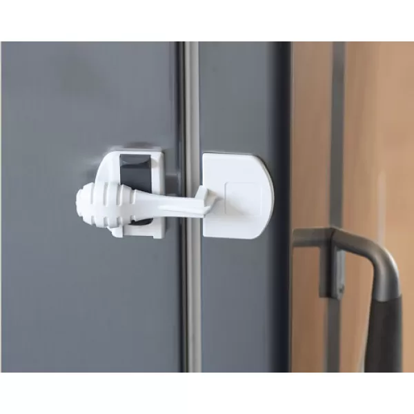 Baby Dan Uzávěr pro elektrické spotřebiče 2 ks