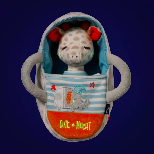 Baby Fehn Plyšová žirafa s taškou, GoodNight