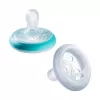 Tommee Tippee Šidítko, breast-like, silikon Natural Night, 0-6m, 2ks