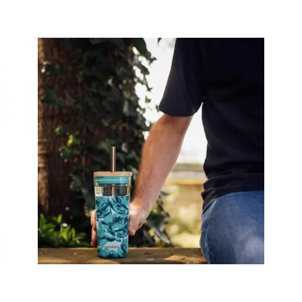 Quokka Skleněný cestovní hrnek s brčkem Liquid Cube 540 ml