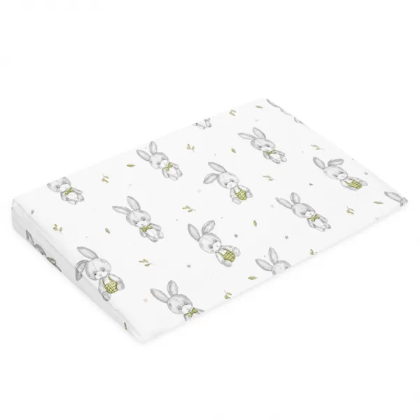 New Baby Mušelínový potah na kojenecký polštář-klín STANDARD 59x37cm bunny