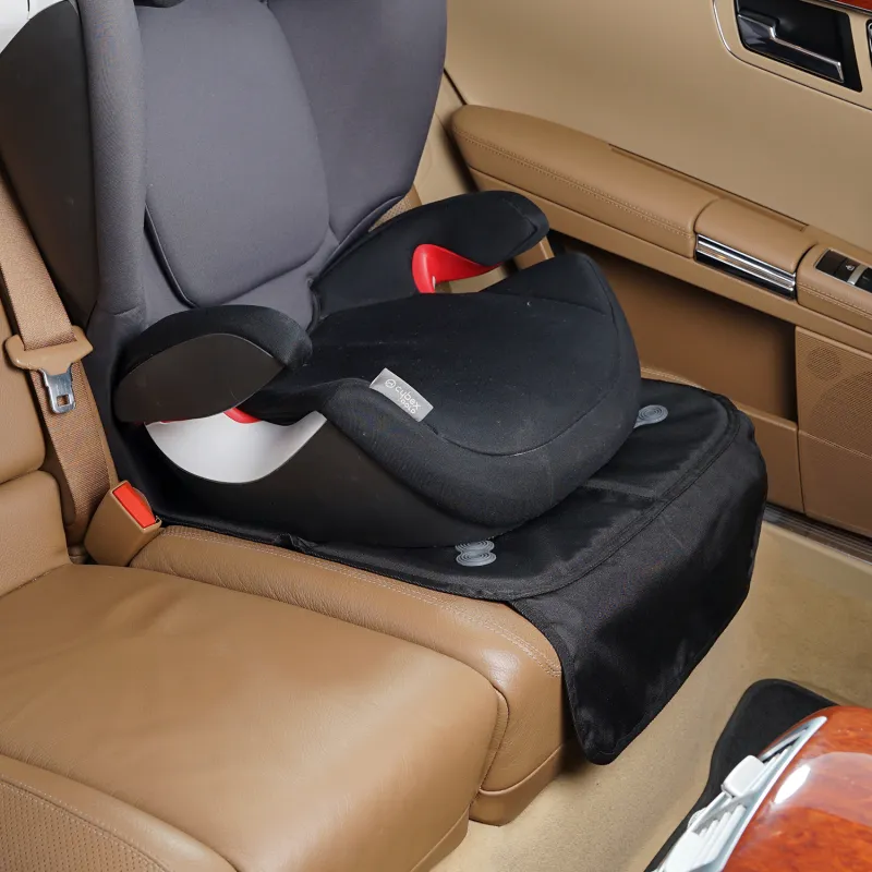 Reer Ochrana sedadla auta TravelKid Protect