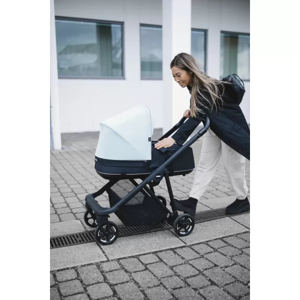 Thule Shine Bassinet